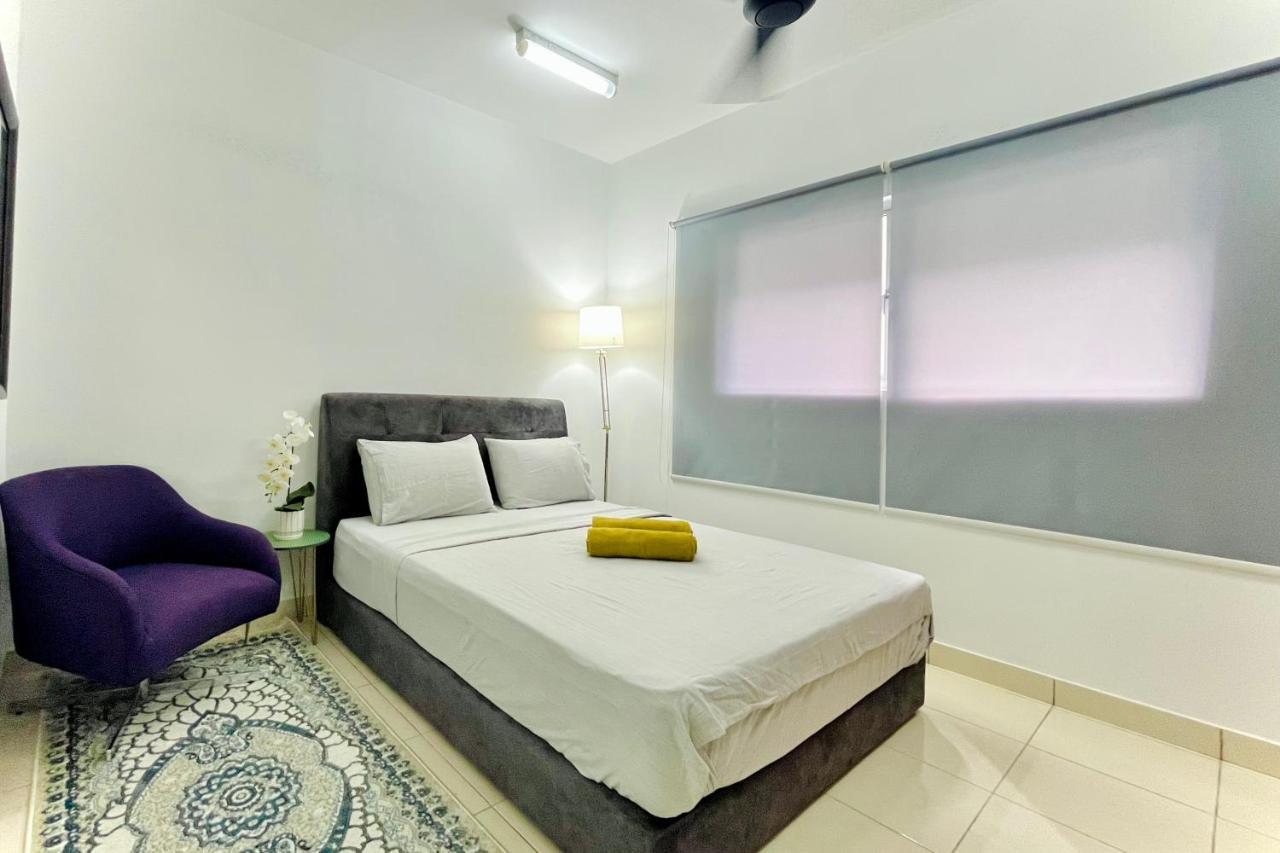 Alanis Studio Suite {Shortstay} Sepang Bagian luar foto